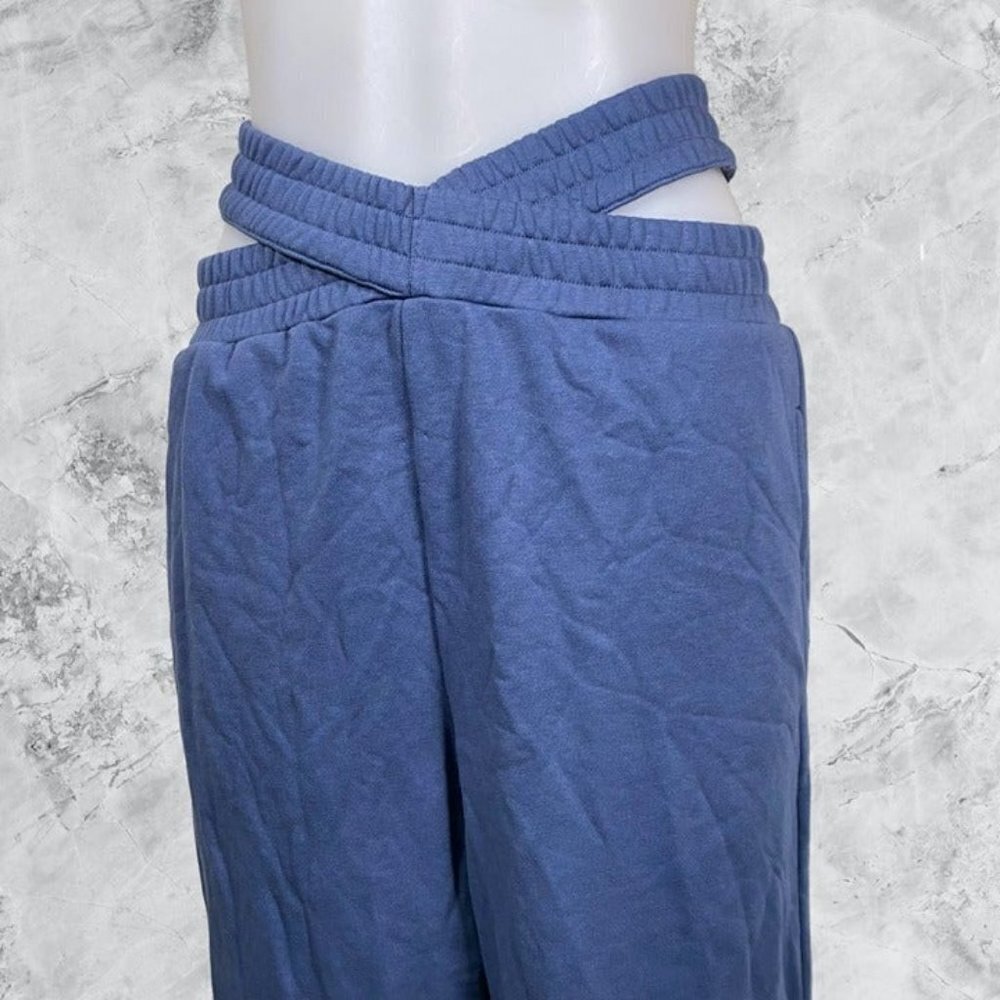 Superdown Elise Jogger Pant - Navy - Picture 8 of 10